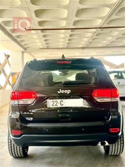 جیپ گراند شیرۆکی